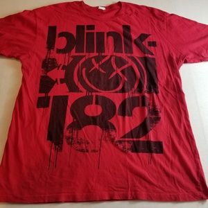 Blink 182 band t shirt